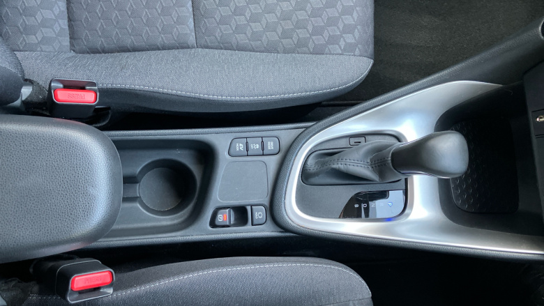 Toyota Yaris 1.5 Hybrid Design 5dr CVT Hybrid Hatchback